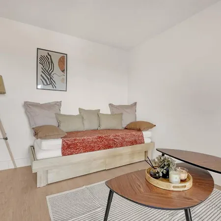 Appartement T2 Lumineux • Terrasse & Vue